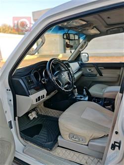 ميتسوبيشي باجيرو